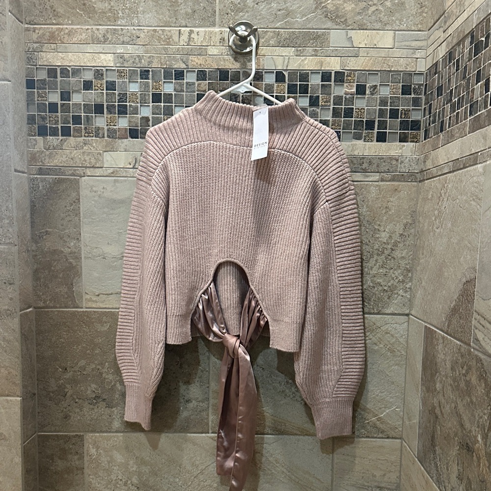 Design History Dusty Rose Ribbed Tie-Back Turtleneck Sweater